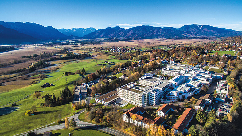 Rehabiliation: Luftaufnahme BG-Klinik Murnau